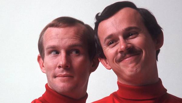 Tom Smothers, half of comedy duo the Smothers Brothers, dies at 86