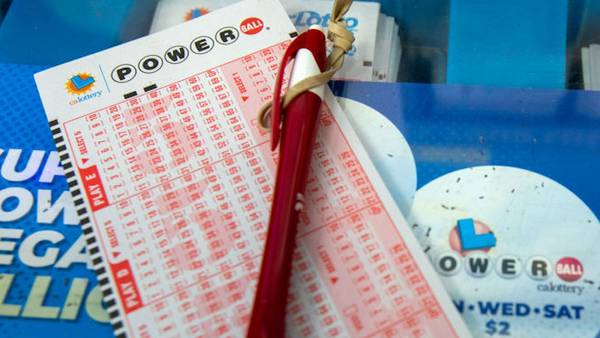 ‘Go big or go home,’ Locals explain what they’ll do with possible Powerball winnings