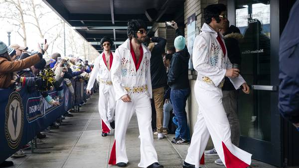 Elvis, fishmongers and a Kraken win in a nautical scene for the NHL Winter Classic